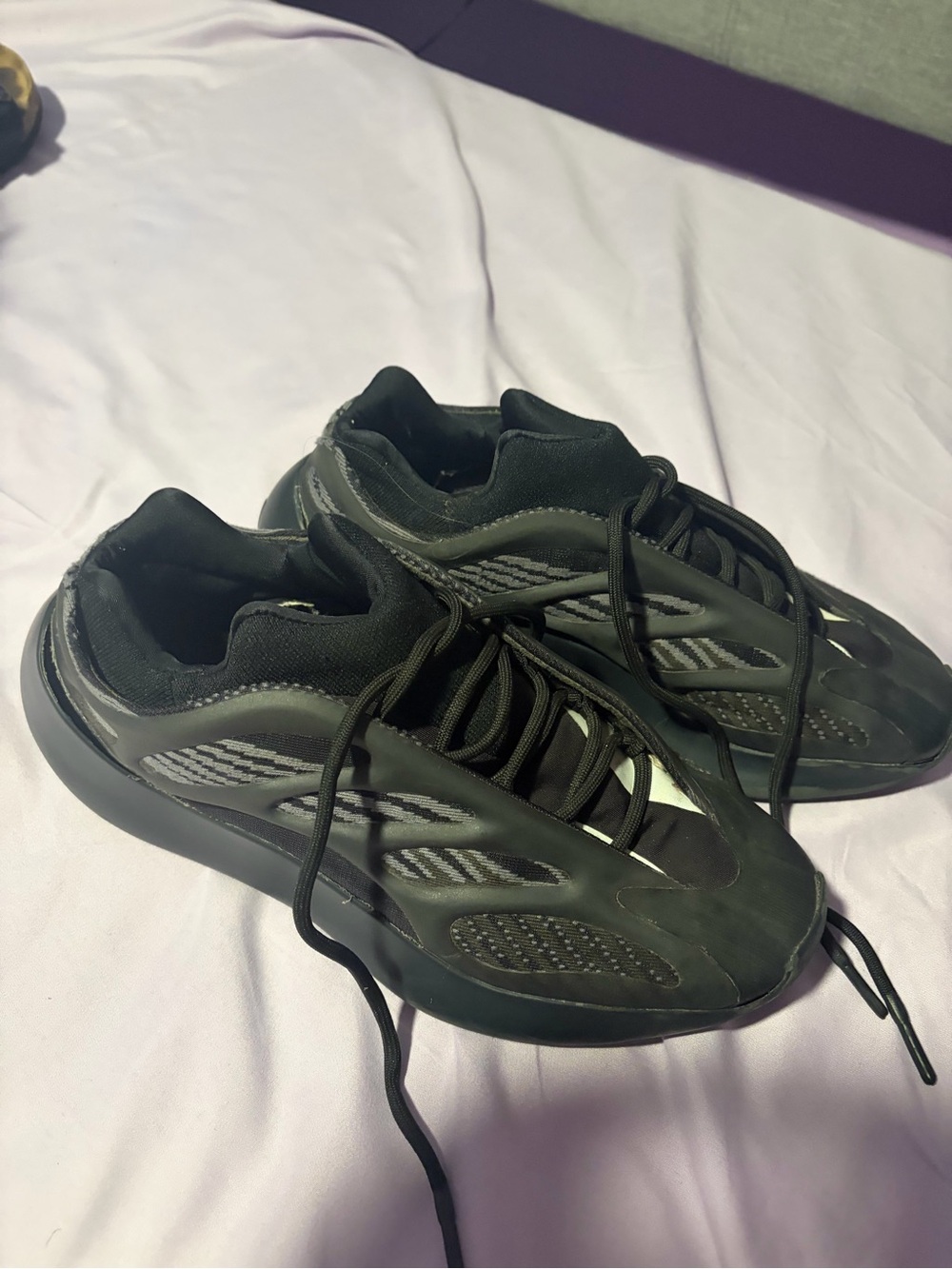 Black Athletic Sneakers yeezys